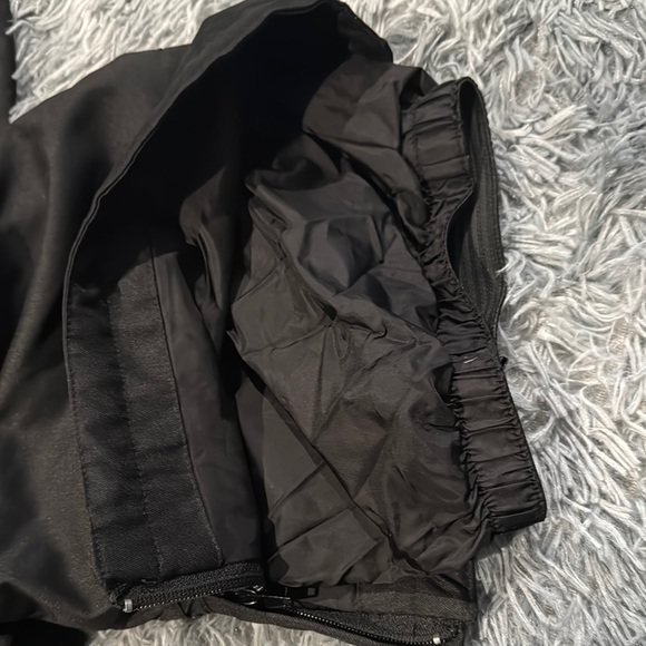 BOULDER GEAR Black Cargo Pants with Utility Design - Picture 11 of 13